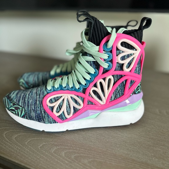 Puma by Stella McCartney - Picture 2 of 5